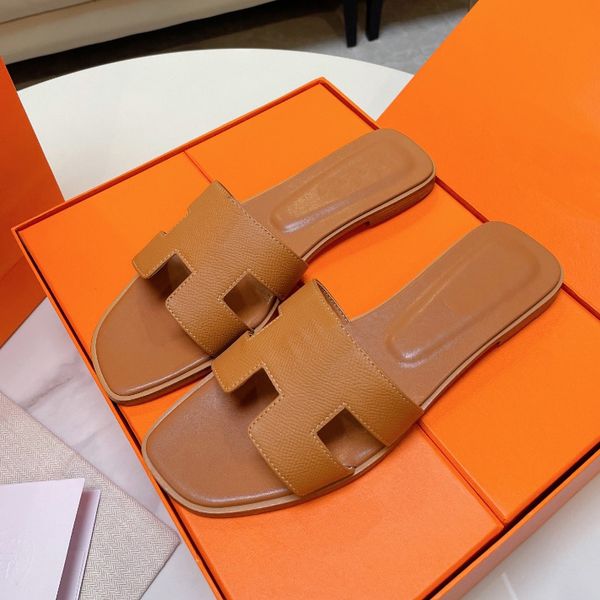 Designer Sandals For Women Luxury Flat Slippers Classical Genuine Leather Slides Summer Beach Sandal Suede Rubber Sliders Women Casual Shoes Flip Flops 005, H-20
Designer Sandals For Women Luxury Flat Slippers Classical Genuine Leather Slides Summer Beach Sandal Suede Rubber Sliders Women Casual Shoes Flip Flops 005, H-20