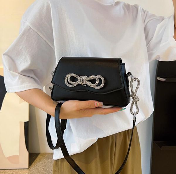 Outlet factory women shoulder bags 9 colors small fresh flat solid color leather handbag daily Joker bow backpack cute chain dish flower underarm bag 199#, Green
Outlet factory women shoulder bags 9 colors small fresh flat solid color leather handbag daily Joker bow backpack cute chain dish flower underarm bag 199#, Green