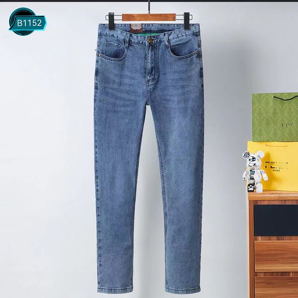 Blue jeans Men jeans Denim pants Sports casual pants Fashion stylist jeans Embossed design classic LOGO, Light sky blue 4
Blue jeans Men jeans Denim pants Sports casual pants Fashion stylist jeans Embossed design classic LOGO, Light sky blue 4