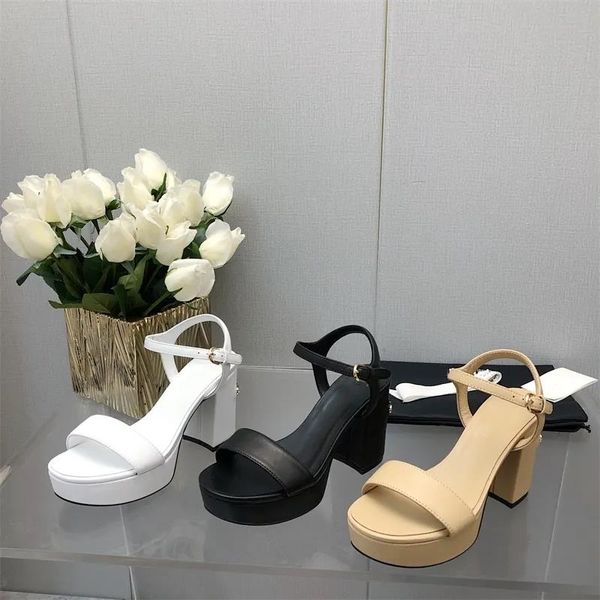 Designer Slippers Women's Sandals Summer Fashion Designer Shoes High Heels Casual Sandals Leather luxury designer sandals, Black
Designer Slippers Women's Sandals Summer Fashion Designer Shoes High Heels Casual Sandals Leather luxury designer sandals, Black