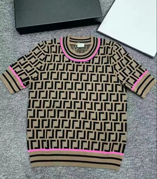 Designer High Quality Hot Knit Crew Neck Short Sleeve Stylish Full Letter Print Vintage Top Tees, Red
Designer High Quality Hot Knit Crew Neck Short Sleeve Stylish Full Letter Print Vintage Top Tees, Red