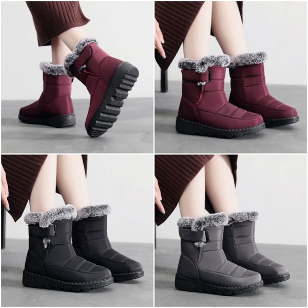 Casual Snow Boots Martin Ankle Ski Boots Non-Slip Round Toe Luxury Designer, Red 
Casual Snow Boots Martin Ankle Ski Boots Non-Slip Round Toe Luxury Designer, Red