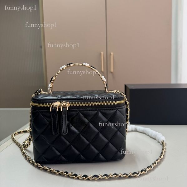 Fashion trend box bag handle flowers High quality small box can be crossbody can be carried everything folding box, Black
Fashion trend box bag handle flowers High quality small box can be crossbody can be carried everything folding box, Black