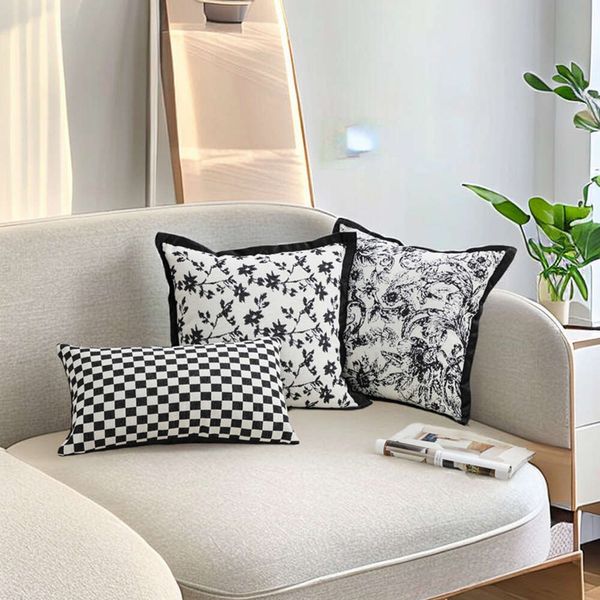 Nordic minimalist ins style pillowcase black and white jacquard cushion living sofa model room headboard pillow
Nordic minimalist ins style pillowcase black and white jacquard cushion living sofa model room headboard pillow
