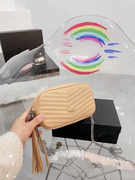 2024designer New portable cosmetic storage bag simple womens genuine leather handbags tote bags for women handbag with brand, Cream2
2024designer New portable cosmetic storage bag simple womens genuine leather handbags tote bags for women handbag with brand, Cream2