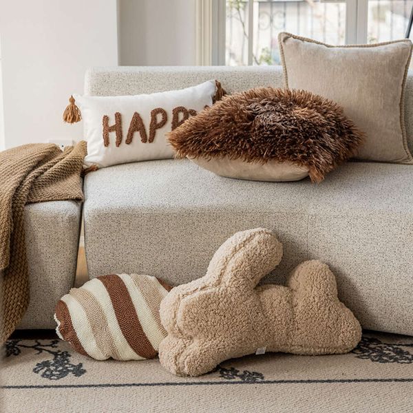 Nordic minimalist case chiato Maillard embroidered circle plush cushion living room sofa bedside pillow cover
Nordic minimalist case chiato Maillard embroidered circle plush cushion living room sofa bedside pillow cover