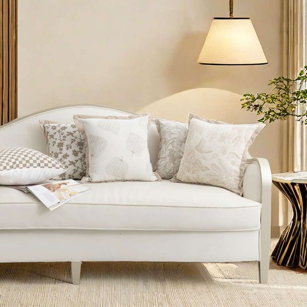 Modern French Nordic cover Living Sofa Cushion Homestay Model Room Bedroom Bedhead Pillow Cover
Modern French Nordic cover Living Sofa Cushion Homestay Model Room Bedroom Bedhead Pillow Cover