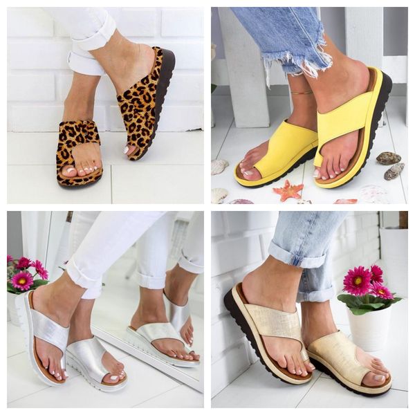 designer slippers Women's flat toe casual sandals Slope Heel Slippers Summer beach sandals Lightweight Cool Dragging Outdoor size 35-43 beige grey silver GAI, White
designer slippers Women's flat toe casual sandals Slope Heel Slippers Summer beach sandals Lightweight Cool Dragging Outdoor size 35-43 beige grey silver GAI, White