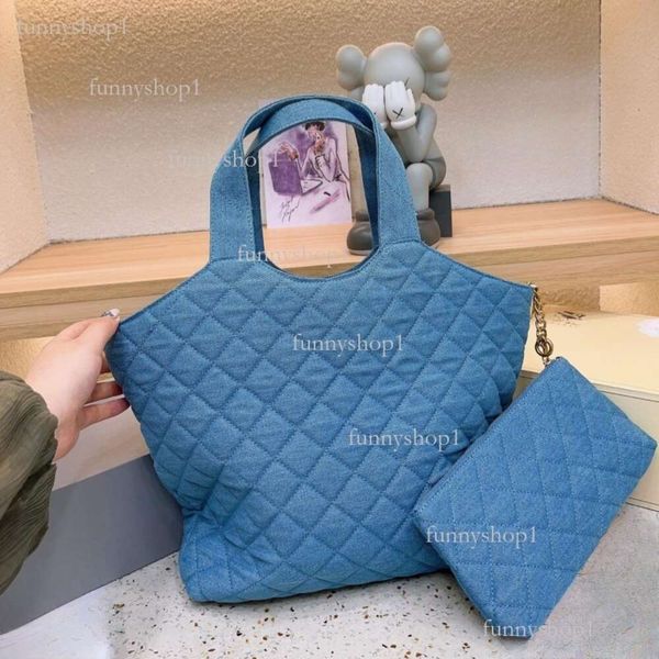 Designer Bag Fashion Bag Tote Bag Designer Crossbody bag Women's Luxury Handbag Women's purse High Quality Large capacity tote bag Shopping bag Shoulder bag, Red
Designer Bag Fashion Bag Tote Bag Designer Crossbody bag Women's Luxury Handbag Women's purse High Quality Large capacity tote bag Shopping bag Shoulder bag, Red