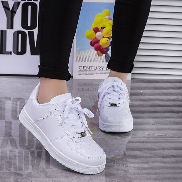 2024 Designer Casual Shoes Low for Mens Womens Sneakers Patent Leather Black White Blue Camouflage Skateboarding Jogging Sports Star Trainers, Red
2024 Designer Casual Shoes Low for Mens Womens Sneakers Patent Leather Black White Blue Camouflage Skateboarding Jogging Sports Star Trainers, Red