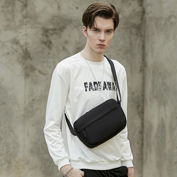 Lightweight fashion brand crossbody bag shoulder bag Men's bag casual day messenger bag Summer cross sports small backpack, Black
Lightweight fashion brand crossbody bag shoulder bag Men's bag casual day messenger bag Summer cross sports small backpack, Black