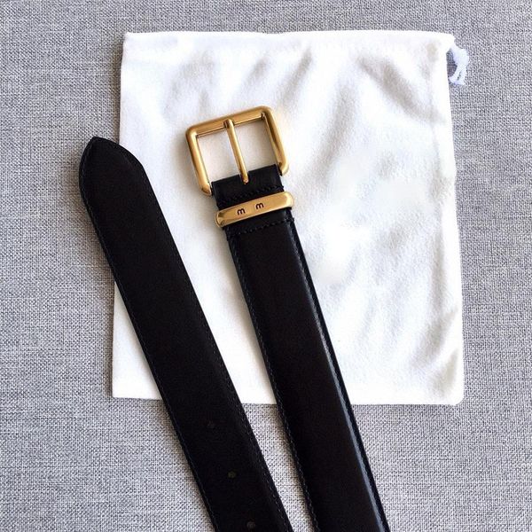Fashion Genuine Leather Belts for Women Men Casual Letter Belt Width 3.5 CM Needle Buckle Outdoor Accessories, Black
Fashion Genuine Leather Belts for Women Men Casual Letter Belt Width 3.5 CM Needle Buckle Outdoor Accessories, Black