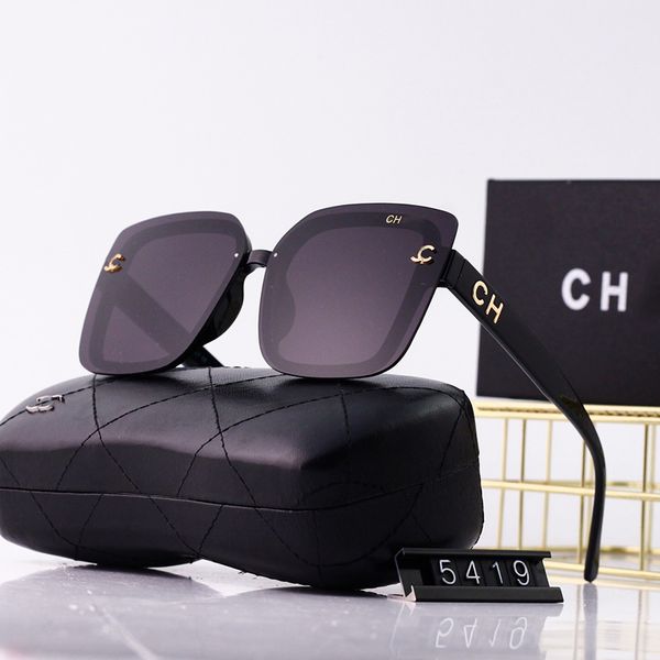 Luxury Designer Sunglasses for Women Rectangle Sunglasses Unisex Designer Goggle Beach Sun Glasses Retro Frame Luxury Design UV400
Luxury Designer Sunglasses for Women Rectangle Sunglasses Unisex Designer Goggle Beach Sun Glasses Retro Frame Luxury Design UV400