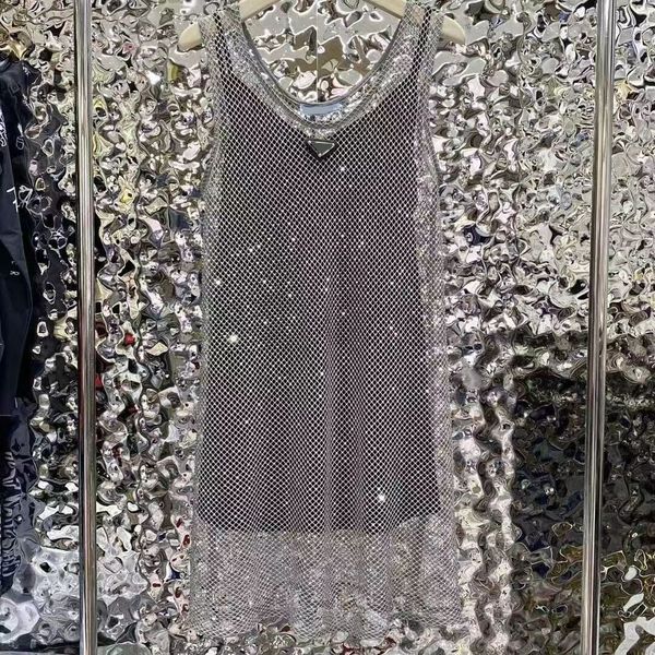 Fashion women sling designer dress woman slevessless sexy loose two-piece dress luxury triangle hollow out tops rhinestone long vest size -xl, B1
Fashion women sling designer dress woman slevessless sexy loose two-piece dress luxury triangle hollow out tops rhinestone long vest size -xl, B1