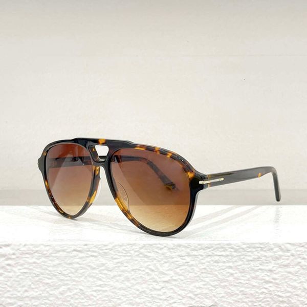 2024 New Retro Goggle Sunglasses Height Quality for Men All-round Sun Protection Eyewear Oculos De Sol
2024 New Retro Goggle Sunglasses Height Quality for Men All-round Sun Protection Eyewear Oculos De Sol