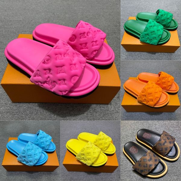 Designer Pool Pillow Sandals Couples Men Women Summer Flat Shoes Fashion Beach Slippers Slides Classic Prints Designer Slides for Women Leather Slippers couples, Color#3
Designer Pool Pillow Sandals Couples Men Women Summer Flat Shoes Fashion Beach Slippers Slides Classic Prints Designer Slides for Women Leather Slippers couples, Color#3