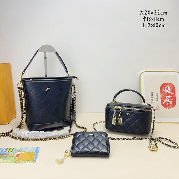 Ladies 3 Combination Shoulder Bag Designer Gold Metal Hardware Matilas Chain Bucket Bag/Handle Makeup Bag/Purse Diagonal Span Bag 20/18/10cm, Black
Ladies 3 Combination Shoulder Bag Designer Gold Metal Hardware Matilas Chain Bucket Bag/Handle Makeup Bag/Purse Diagonal Span Bag 20/18/10cm, Black