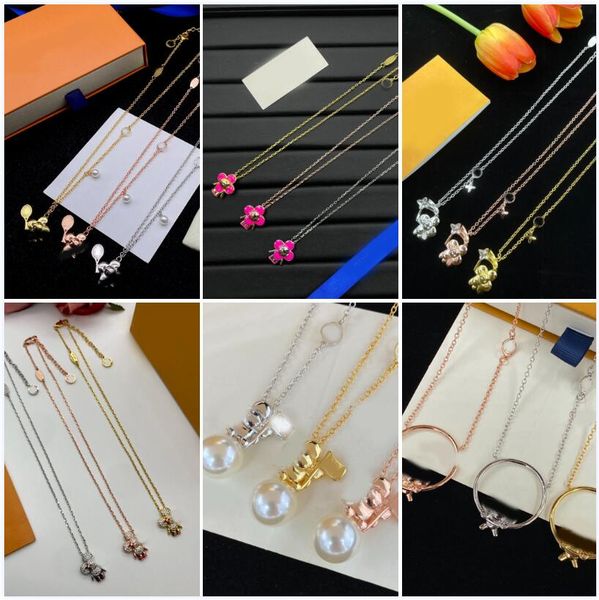 Designer Pendant Necklace Luxury Crystal Flower Letters Charm Chain Necklace Woman Silver Gold Plated Clover Choker Party Fashion Jewelry 20 Styles Wholesale
Designer Pendant Necklace Luxury Crystal Flower Letters Charm Chain Necklace Woman Silver Gold Plated Clover Choker Party Fashion Jewelry 20 Styles Wholesale