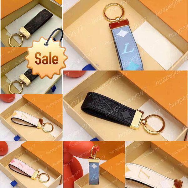 

20styles High Quality Keychain Classic Exquisite Designer Car Keyring Zinc Alloy Letter Leather Unisex Lanyard Gold Black Metal Keychains Jewelry with Box