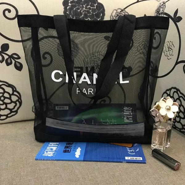 Designer Black Mesh women fashion Shopping White Offset Printed Letter Transparent Shoulder Portable Environmental Bag
Designer Black Mesh women fashion Shopping White Offset Printed Letter Transparent Shoulder Portable Environmental Bag
