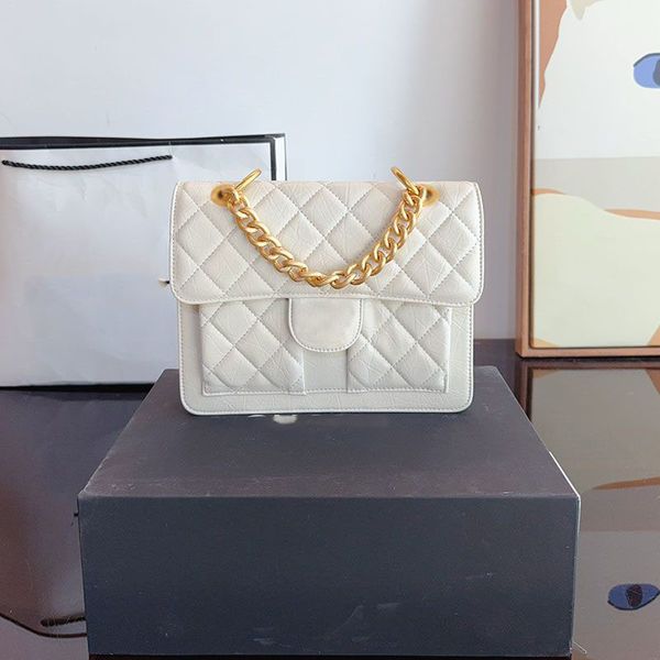 Designer bag Classic leather messenger bag Woman Women luxurys Shoulder bag Handbags Messenger Clutch Flap crossbody Wallet lady clutch Fortune bag 22m, Black
Designer bag Classic leather messenger bag Woman Women luxurys Shoulder bag Handbags Messenger Clutch Flap crossbody Wallet lady clutch Fortune bag 22m, Black