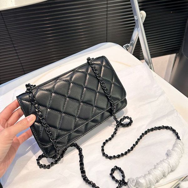 Designer bag Classic leather Woman Women luxurys Designers bags Mini Shoulder bag Handbags Messenger Clutch Flap crossbody Wallet lady clutch Fortune bag 19m, Black
Designer bag Classic leather Woman Women luxurys Designers bags Mini Shoulder bag Handbags Messenger Clutch Flap crossbody Wallet lady clutch Fortune bag 19m, Black
