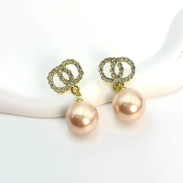 Classic Style Earring for Daily Outfit Sier Stud Famous Women's Geometry Round inlay Crystal Rhinestone Pearl Earrings Party Jewerlry Christmas XMAS Gifts
Classic Style Earring for Daily Outfit Sier Stud Famous Women's Geometry Round inlay Crystal Rhinestone Pearl Earrings Party Jewerlry Christmas XMAS Gifts