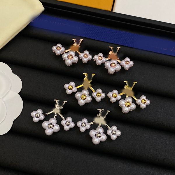 Brand Designer Ear Stud Luxury Pearl Flower Letter Earrings Gold Silver Plated Stainless Steel Ear Stud Fashion Jewerlry Wedding Party Gift High Quality Wholesale
Brand Designer Ear Stud Luxury Pearl Flower Letter Earrings Gold Silver Plated Stainless Steel Ear Stud Fashion Jewerlry Wedding Party Gift High Quality Wholesale