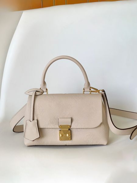 Bags Designer Women Bag Fashion Shoulder bag luxurys handbags Tote Bag leather flap purses hobo messenger bag classics wallet M46041 M46041, #1 24cm
Bags Designer Women Bag Fashion Shoulder bag luxurys handbags Tote Bag leather flap purses hobo messenger bag classics wallet M46041 M46041, #1 24cm