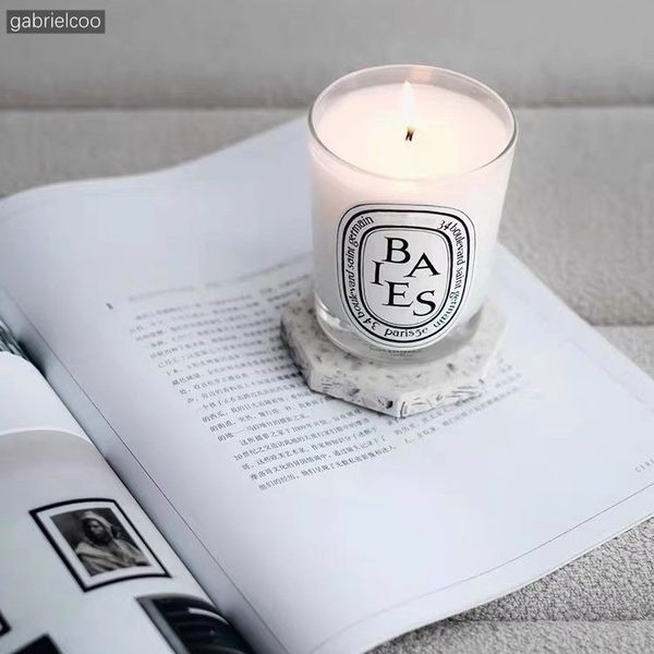 Designer Aromatherapy White Pure Natural Plant Essential Oil less Fragrance Hand Gift 190G French Scented Candle Including Box
Designer Aromatherapy White Pure Natural Plant Essential Oil less Fragrance Hand Gift 190G French Scented Candle Including Box