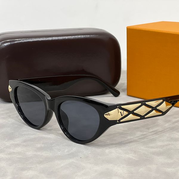 Designer Sunglass Classic Fashion Shades Sunglasses Women Men Sun Glass Adumbral 8 Color Option Eyeglasses
Designer Sunglass Classic Fashion Shades Sunglasses Women Men Sun Glass Adumbral 8 Color Option Eyeglasses
