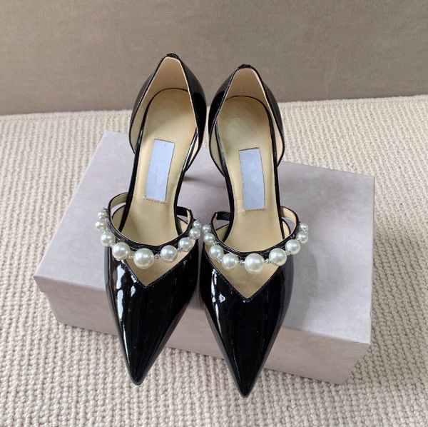 Designer women's high heels shoes Rhinestone pearl buckle pointy Patent leather Middle hollow Parties weddings ladies Crystal shoes with box 34-42, Nude
Designer women's high heels shoes Rhinestone pearl buckle pointy Patent leather Middle hollow Parties weddings ladies Crystal shoes with box 34-42, Nude