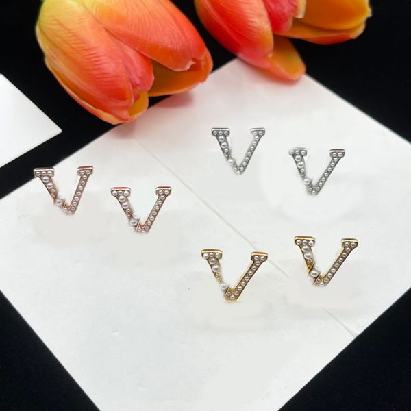 Elegant Earrings Luxury Brand Designer Pearl Letter Ear Stud Gold Silver Plated Stainless Steel Earrings Fashion Women Jewerlry Wedding Party Gift High Quality
Elegant Earrings Luxury Brand Designer Pearl Letter Ear Stud Gold Silver Plated Stainless Steel Earrings Fashion Women Jewerlry Wedding Party Gift High Quality