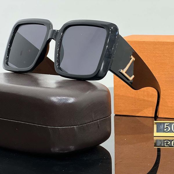 Designer Shades Sunglass Fashion Style Sunglasses Design for Women Men Sun glass Adumbral 6 Colors Option Eyeglasses
Designer Shades Sunglass Fashion Style Sunglasses Design for Women Men Sun glass Adumbral 6 Colors Option Eyeglasses