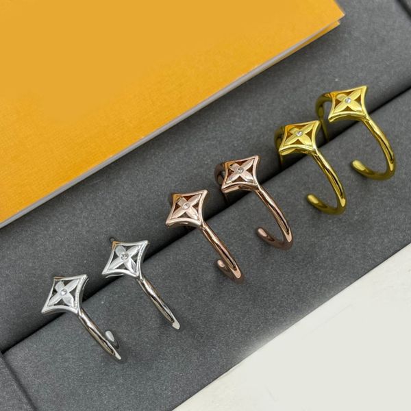 Brand Designer Earrings Elegant Star Gold Silver Plated Stainless Steel Ear Stud Fashion Women Jewerlry Wedding Party Gift High Quality Wholesale
Brand Designer Earrings Elegant Star Gold Silver Plated Stainless Steel Ear Stud Fashion Women Jewerlry Wedding Party Gift High Quality Wholesale