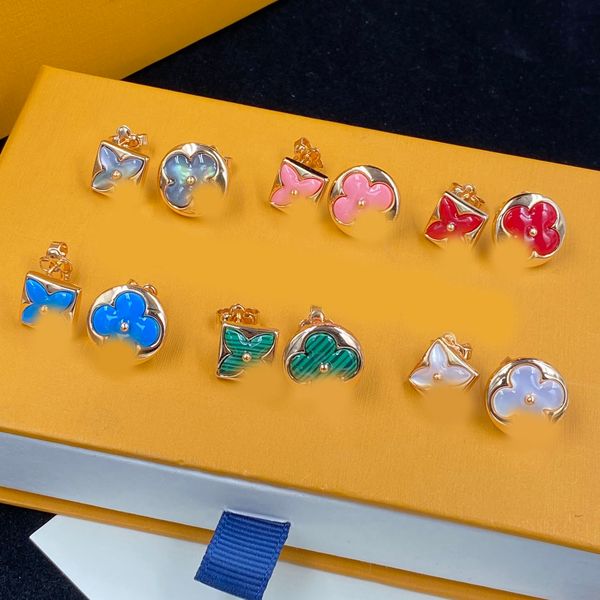 Elegant Earrings Designer Flower Clover Ear Stud Gold Silver Plated Stainless Steel Stud Earrings Fashion Women Jewerlry Wedding Party Gift High Quality 7 Colors
Elegant Earrings Designer Flower Clover Ear Stud Gold Silver Plated Stainless Steel Stud Earrings Fashion Women Jewerlry Wedding Party Gift High Quality 7 Colors