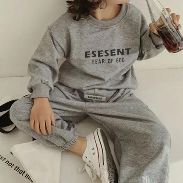 Designer Baby Clothes Sets Tracksuit Suits Kids Boy Girl Kids Clothing Letter Leisure Sports suit boy 80-140, Gray
Designer Baby Clothes Sets Tracksuit Suits Kids Boy Girl Kids Clothing Letter Leisure Sports suit boy 80-140, Gray