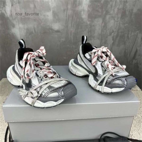 

Track 3 LED Shoe Casual Triple Generation s Track 3xl Trendy Shoes Balencaga Sneaker Ninth New Couple Paris Old Colored Sole Sports Womens, Gray