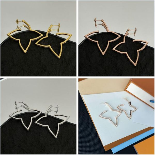 Clover Hoop Earrings Luxury Designer Gold Silver Plated Stainless Steel Big Circle Charm Ear Stud Fashion Women Jewerlry Wedding Party Gift Wholesale
Clover Hoop Earrings Luxury Designer Gold Silver Plated Stainless Steel Big Circle Charm Ear Stud Fashion Women Jewerlry Wedding Party Gift Wholesale