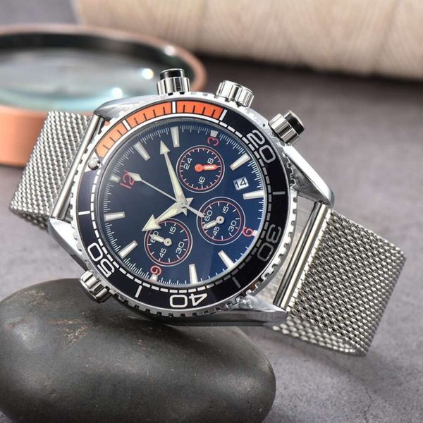 2024 New European Business Leisure Stainless Steel Six Pin Calendar Men's Quartz Watch, Split
2024 New European Business Leisure Stainless Steel Six Pin Calendar Men's Quartz Watch, Split