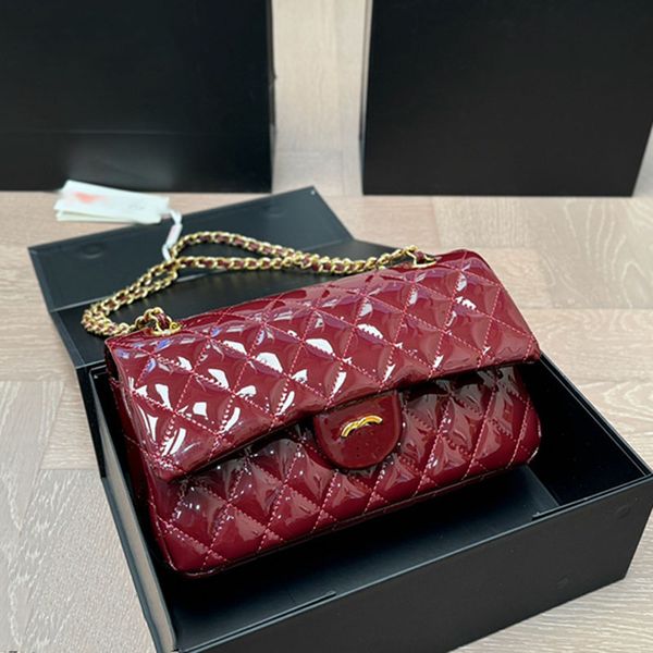 Classic Women sheepskin purse quilted leather Vintage Matilas Hardware chain High capacity crossbody Bag Classic clamshell bag, Black
Classic Women sheepskin purse quilted leather Vintage Matilas Hardware chain High capacity crossbody Bag Classic clamshell bag, Black