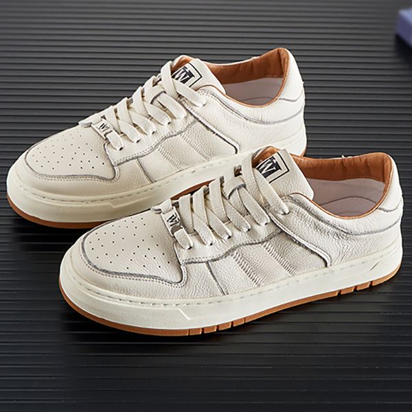 Shoe The first layer of cowhide leather men's shoes summer men's small white shoes 2024 new spring and autumn men's shoes sports casual shoes
Shoe The first layer of cowhide leather men's shoes summer men's small white shoes 2024 new spring and autumn men's shoes sports casual shoes