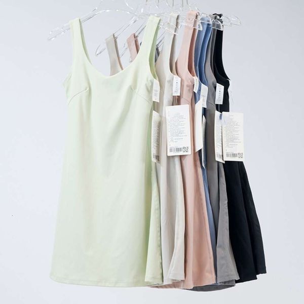 Summer Womens Sports Dress with Inner Lining Short Skirt LU-104 High Elastic Breathable Beauty Back U Tank Top Wearing Chest Pads Externally Top, Black
Summer Womens Sports Dress with Inner Lining Short Skirt LU-104 High Elastic Breathable Beauty Back U Tank Top Wearing Chest Pads Externally Top, Black