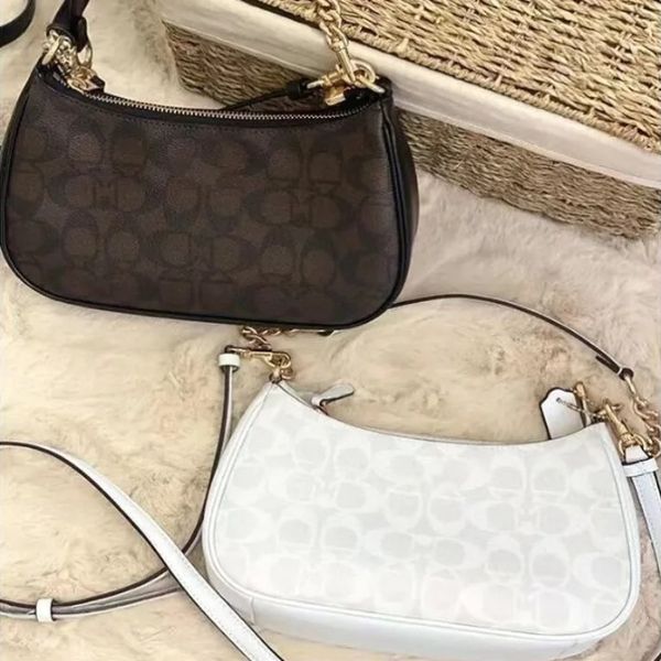 Designer Underarm Small Handbags Women Fashion Shoulder Bag Half-moon ladies Baguette Purse Chain Strap Croissant bags Multiple colors 10a, Khaki
Designer Underarm Small Handbags Women Fashion Shoulder Bag Half-moon ladies Baguette Purse Chain Strap Croissant bags Multiple colors 10a, Khaki