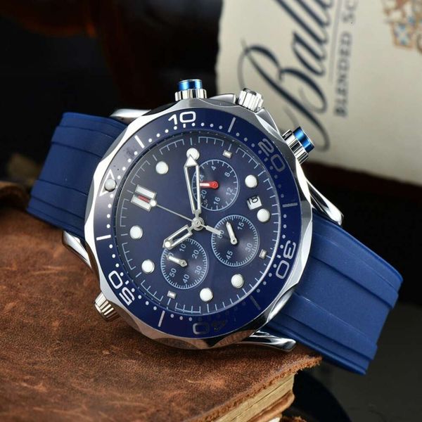 2024 European men's brand Fashion casual quartz watch Luxury fashion Chronograph clock men's quartz watch, Gold
2024 European men's brand Fashion casual quartz watch Luxury fashion Chronograph clock men's quartz watch, Gold
