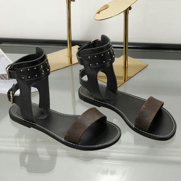 Sandals fashion new style sandals top designer shoes genuine leather letter printing shoes flat bottom rubber sandals outdoor anti slip slippers beach shoes, Seven
Sandals fashion new style sandals top designer shoes genuine leather letter printing shoes flat bottom rubber sandals outdoor anti slip slippers beach shoes, Seven