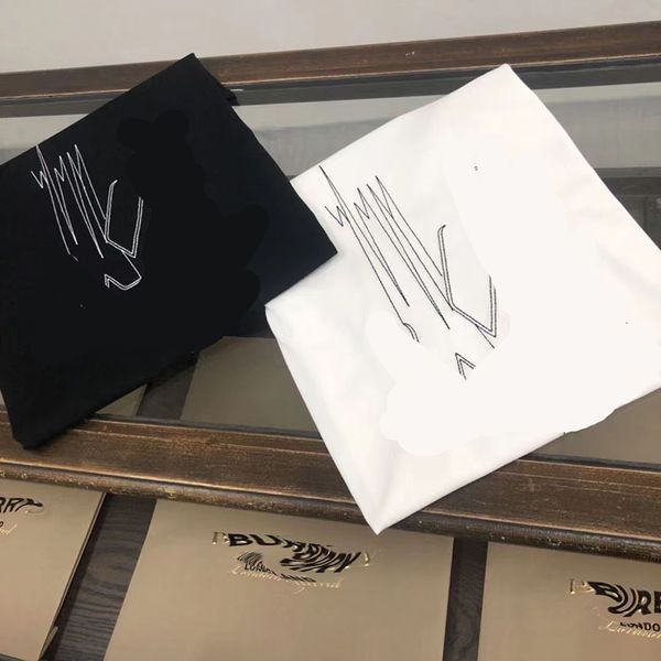 Men's and Women's T-shirt Cotton Print Breathable and comfortable T-shirt Short sleeve Black and White print Designer Casual wear Crewneck Fashion Letter T-shirt 58, T1black
Men's and Women's T-shirt Cotton Print Breathable and comfortable T-shirt Short sleeve Black and White print Designer Casual wear Crewneck Fashion Letter T-shirt 58, T1black