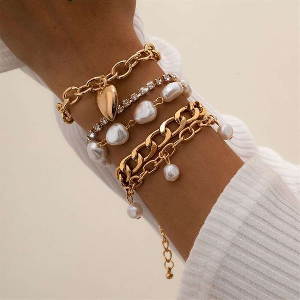 Alien Pearl Baroque Female Style Micro Inlaid Love Set Bracelet
Alien Pearl Baroque Female Style Micro Inlaid Love Set Bracelet