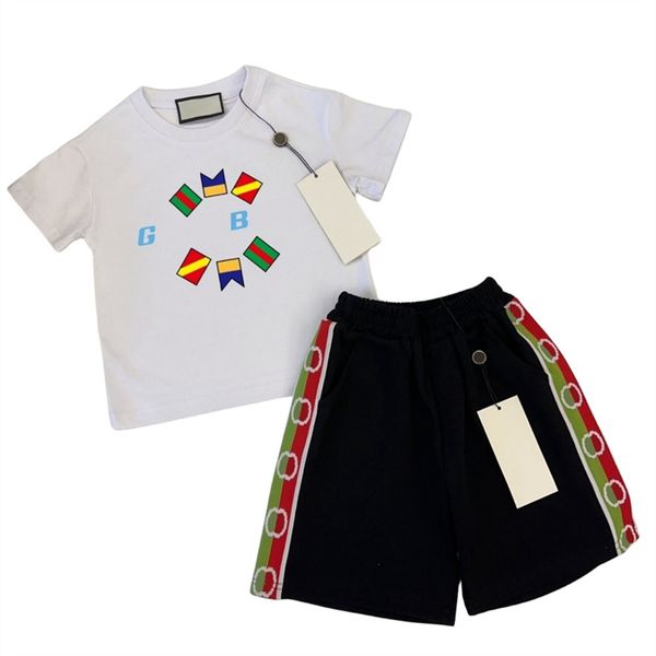 New luxury logo clothing set Children's clothing Set Boys' clothing Summer Baby set Designer children's sportswear 90cm-150cm B03, Red
New luxury logo clothing set Children's clothing Set Boys' clothing Summer Baby set Designer children's sportswear 90cm-150cm B03, Red