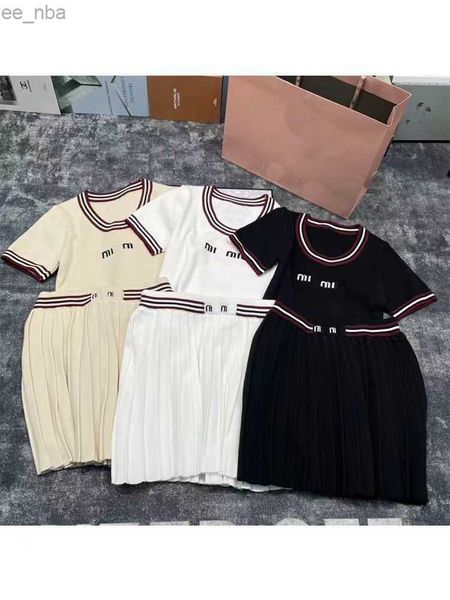 Designer Name Brand Clothing High Version Sweet Temperament Sweater Skirt Suit, 02_color
Designer Name Brand Clothing High Version Sweet Temperament Sweater Skirt Suit, 02_color